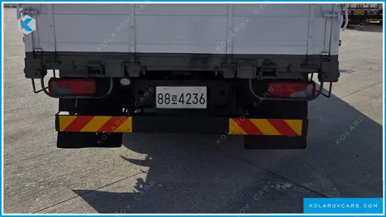 TATA DAEWOO NOBUS MID-SIZE TRUCK ROYAL