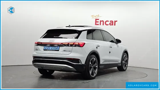 AUDI Q4 E-TRON 40 PREMIUM