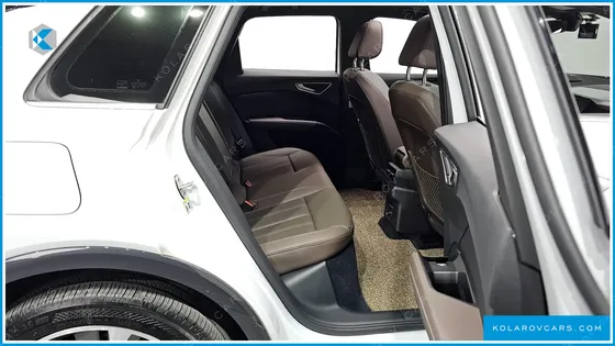 AUDI Q4 E-TRON 40 PREMIUM