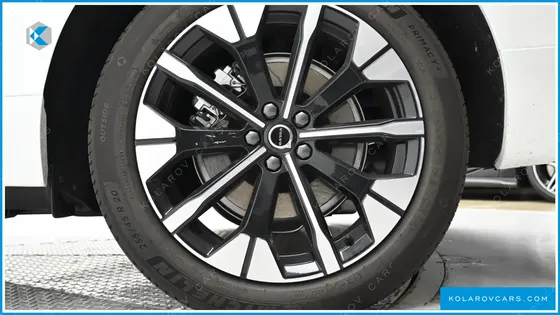 VOLVO XC60 T8 ULTRA BRIGHT