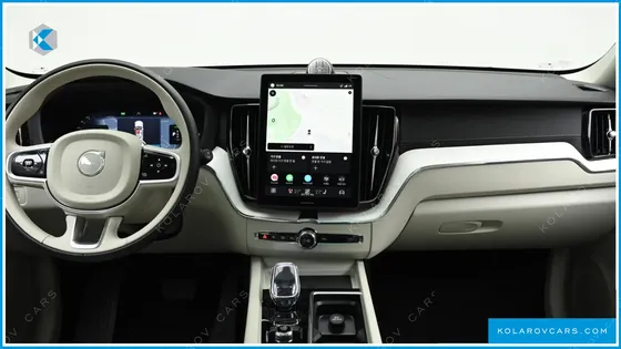 VOLVO XC60 T8 ULTRA BRIGHT