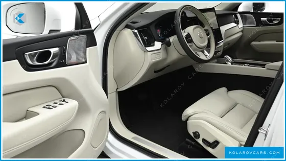 VOLVO XC60 T8 ULTRA BRIGHT