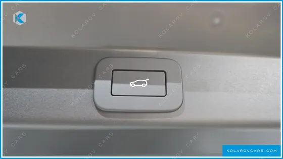 LAND ROVER RANGE ROVER SPORT P550E DYNAMIC HSE