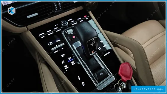 PORSCHE CAYENNE 3.0 E-HYBRID COUPE