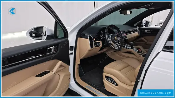 PORSCHE CAYENNE 3.0 E-HYBRID COUPE