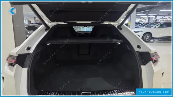 LAMBORGHINI URUS 4.0 V8