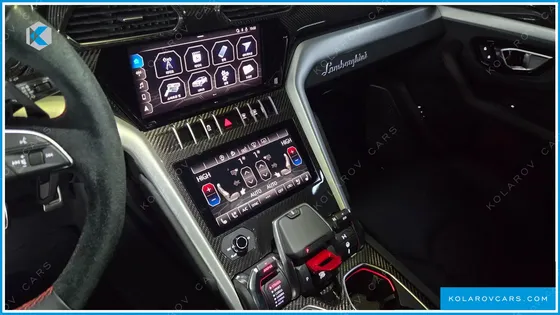 LAMBORGHINI URUS 4.0 V8
