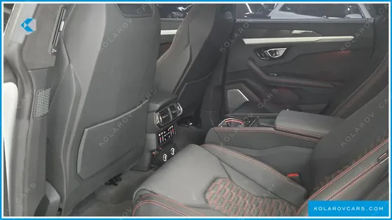LAMBORGHINI URUS 4.0 V8