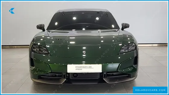 PORSCHE TAYCAN TURBO S