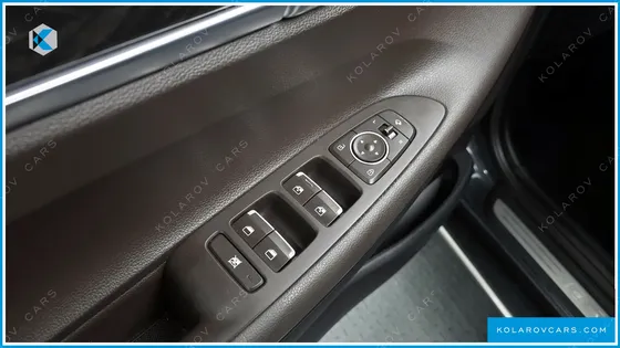 HYUNDAI GRANDEUR PREMIUM