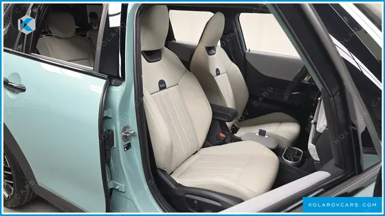 MINI COOPER 5 DOOR FAVOURED