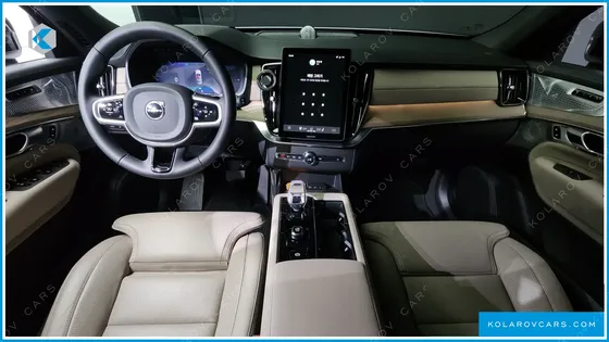 VOLVO XC90 T8 ULTRA DARK HYBRID