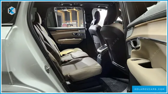 VOLVO XC90 T8 ULTRA DARK HYBRID