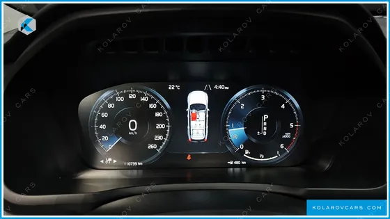 VOLVO XC90 D5 MOMENTUM