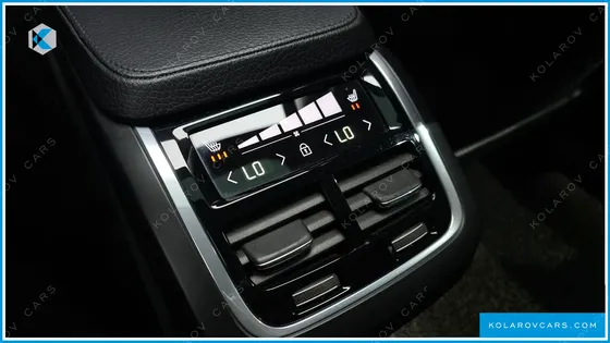 VOLVO XC90 D5 MOMENTUM