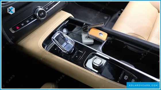 VOLVO XC90 B6 ULTRA BRIGHT