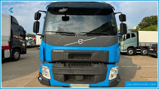 VOLVO CARGO TRUCK 6X2