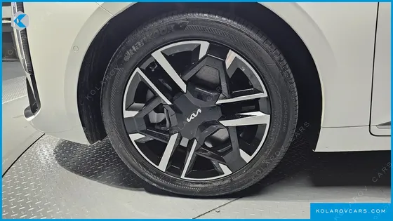 KIA K8 2.5 GASOLINE 2WD