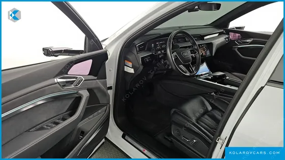 AUDI E-TRON S