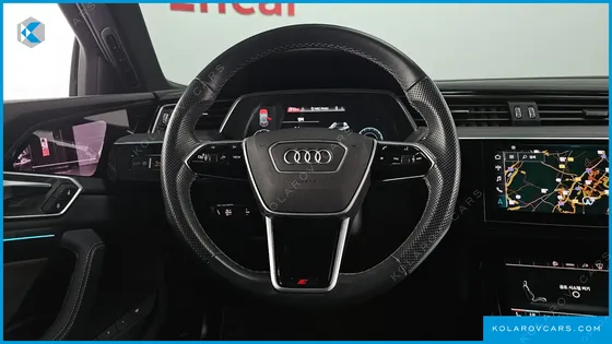 AUDI E-TRON S