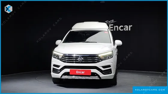 KGM - SSANGYONG KORANDO 4WD CHATEAU 9-SEATER