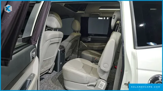 KGM - SSANGYONG KORANDO 4WD CHATEAU 9-SEATER