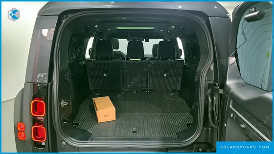 LAND ROVER DEFENDER 130 P400 OUTBOUND