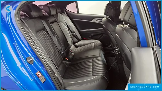 GENESIS G70 2.0T AWD