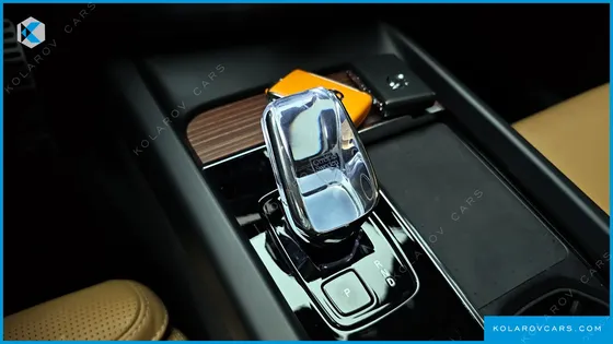VOLVO XC60 B6 ULTIMATE BRIGHT