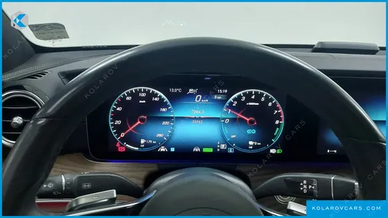 MERCEDES E-CLASS E300E 4MATIC EXCLUSIVE