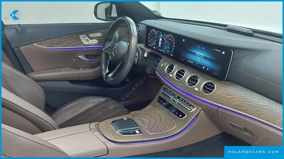 MERCEDES E-CLASS E300E 4MATIC EXCLUSIVE
