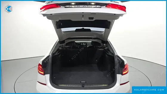BMW GRAN TURISMO (GT) 640I XDRIVE LUXURY
