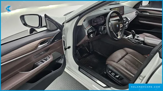 BMW GRAN TURISMO (GT) 630I XDRIVE LUXURY