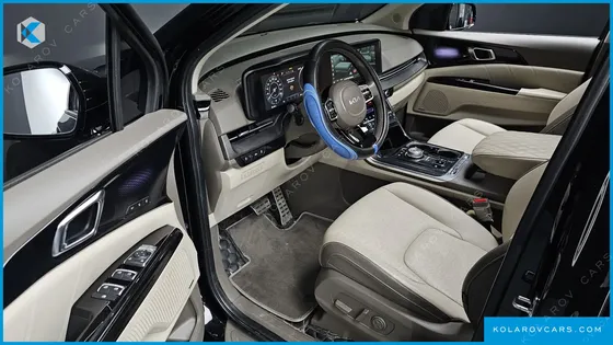 KIA CARNIVAL 9-SEATER SIGNATURE