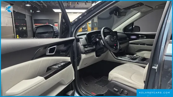KIA CARNIVAL 9-SEATER SIGNATURE
