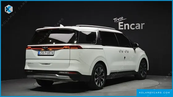 KIA CARNIVAL 9-SEATER SIGNATURE
