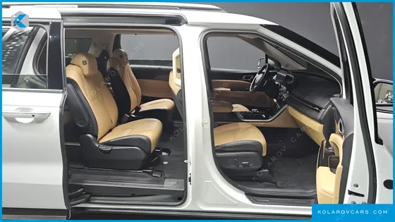 KIA CARNIVAL 9-SEATER SIGNATURE