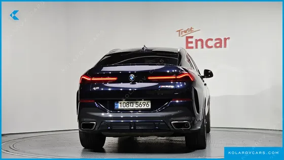 BMW X6 M50I