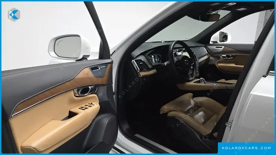 VOLVO XC90 T8 INSCRIPTION HYBIRD