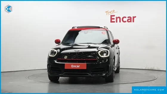 MINI COUNTRYMAN JCW LAUNCH PACK
