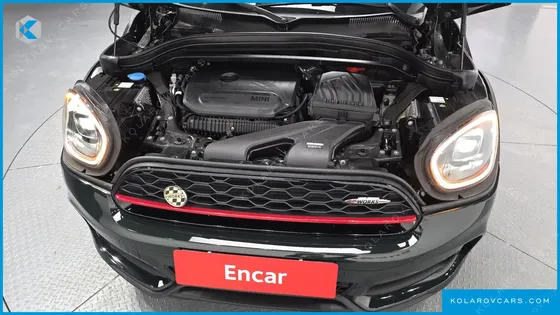 MINI COUNTRYMAN JCW LAUNCH PACK