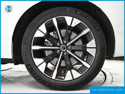 VOLVO XC60 T8 ULTRA BRIGHT