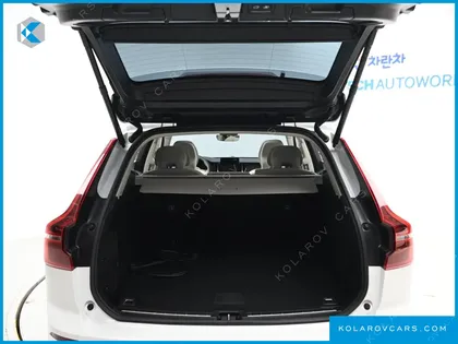 VOLVO XC60 T8 ULTRA BRIGHT