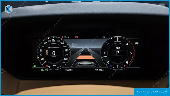 LAND ROVER RANGE ROVER VELAR 3.0 D300 R-DYNAMIC HSE