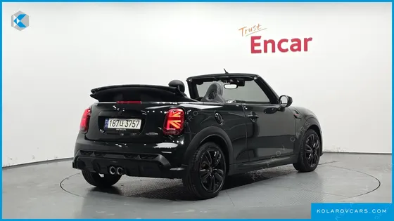 MINI COOPER CONVERTIBLE JCW