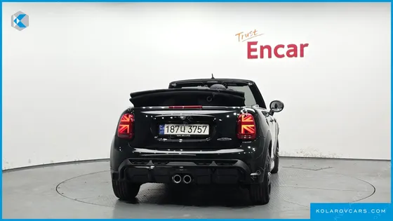 MINI COOPER CONVERTIBLE JCW
