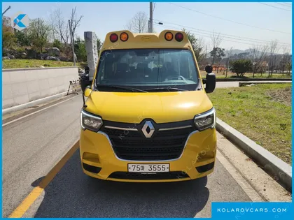 RENAULT KOREA MASTER SCHOOL BUS