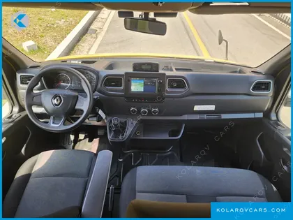 RENAULT KOREA MASTER SCHOOL BUS