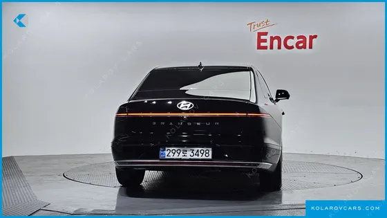 HYUNDAI GRANDEUR 2,5 GASOLINE 2WD