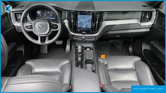 VOLVO XC60 B6 R-DESIGN
